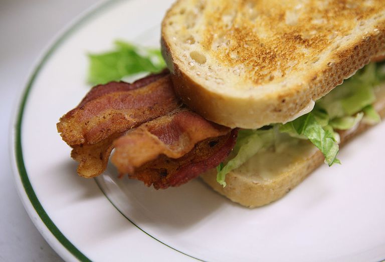 bacon lavt, gram karbohydrat, inneholder karbohydrater, noen ganger, Bacon Ernæring, Bacon Ernæring Fakta