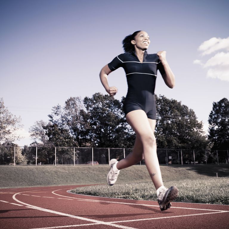 føle lettere, kroppsøvelser løpere, legge styrketrening, nytte styrketrening, reduserer risikoen, riktig løpeskjema