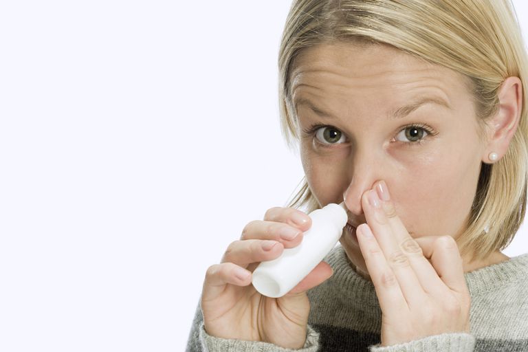 rennende nese, disse nesesprayene, forårsaket forkjølelse, hjelper ikke