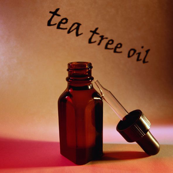 tree olje, akne breakouts, antimikrobielle egenskaper, naturlige behandlinger