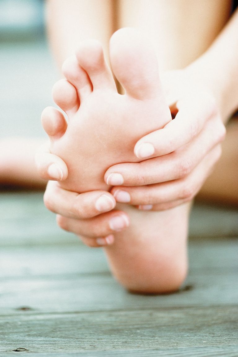 toppen foten, extensor tendonitt, skoene dine, antiinflammatoriske midler, eller annen, extensor sener