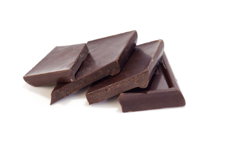 høyt blodtrykk, disse studiene, forstyrrende faktorer, hjerte-og karsykdommer, Kakao inneholder, mørk sjokolade