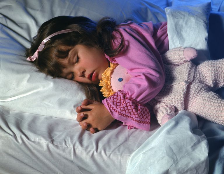 søvnløshet barn, være nyttig, barn noen, barn søvnløshet, barnet sover, Eldre barn
